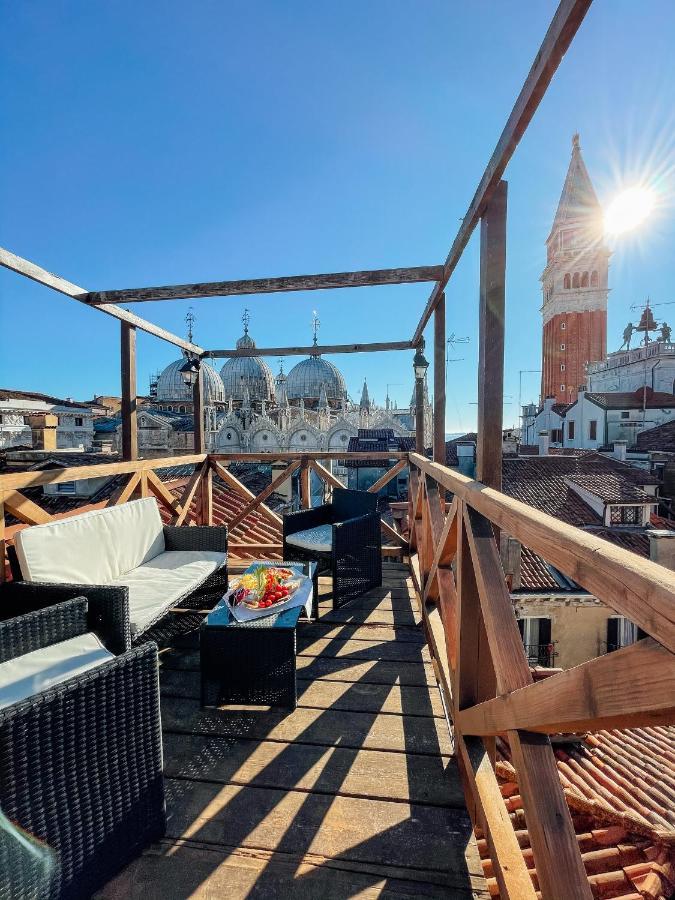 Ai Savi Di Venezia Apartment Bagian luar foto