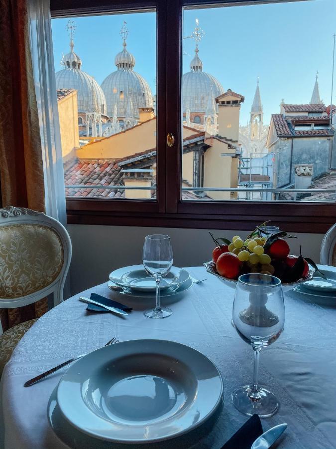 Ai Savi Di Venezia Apartment Bagian luar foto