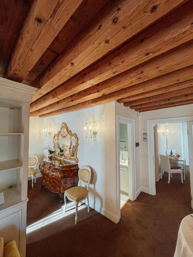 Ai Savi Di Venezia Apartment Bagian luar foto