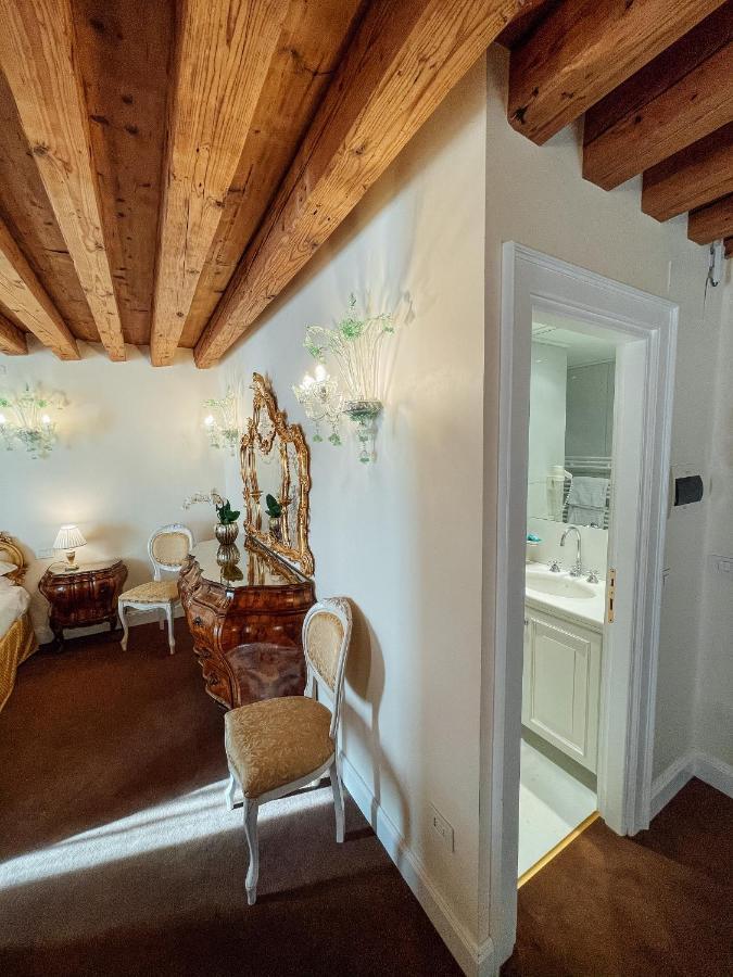 Ai Savi Di Venezia Apartment Bagian luar foto