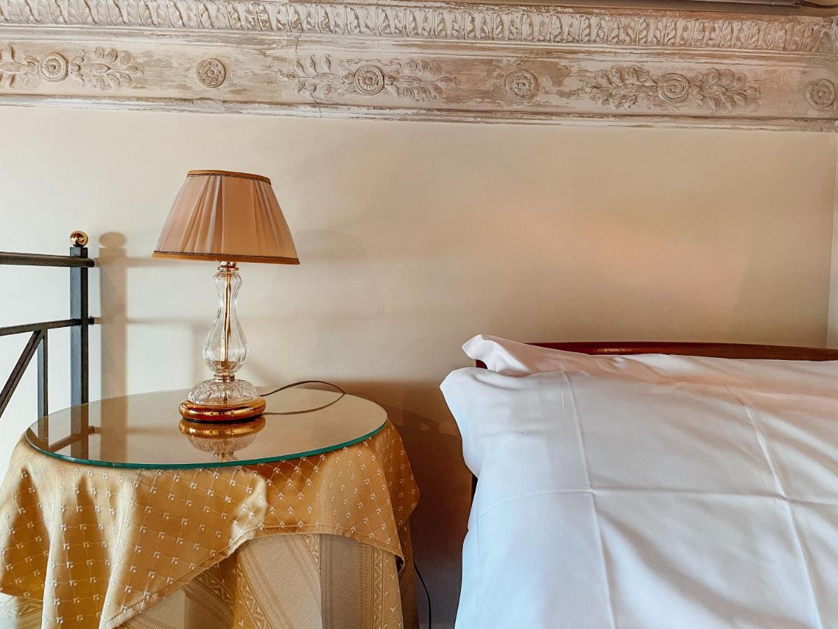 Ai Savi Di Venezia Apartment Bagian luar foto